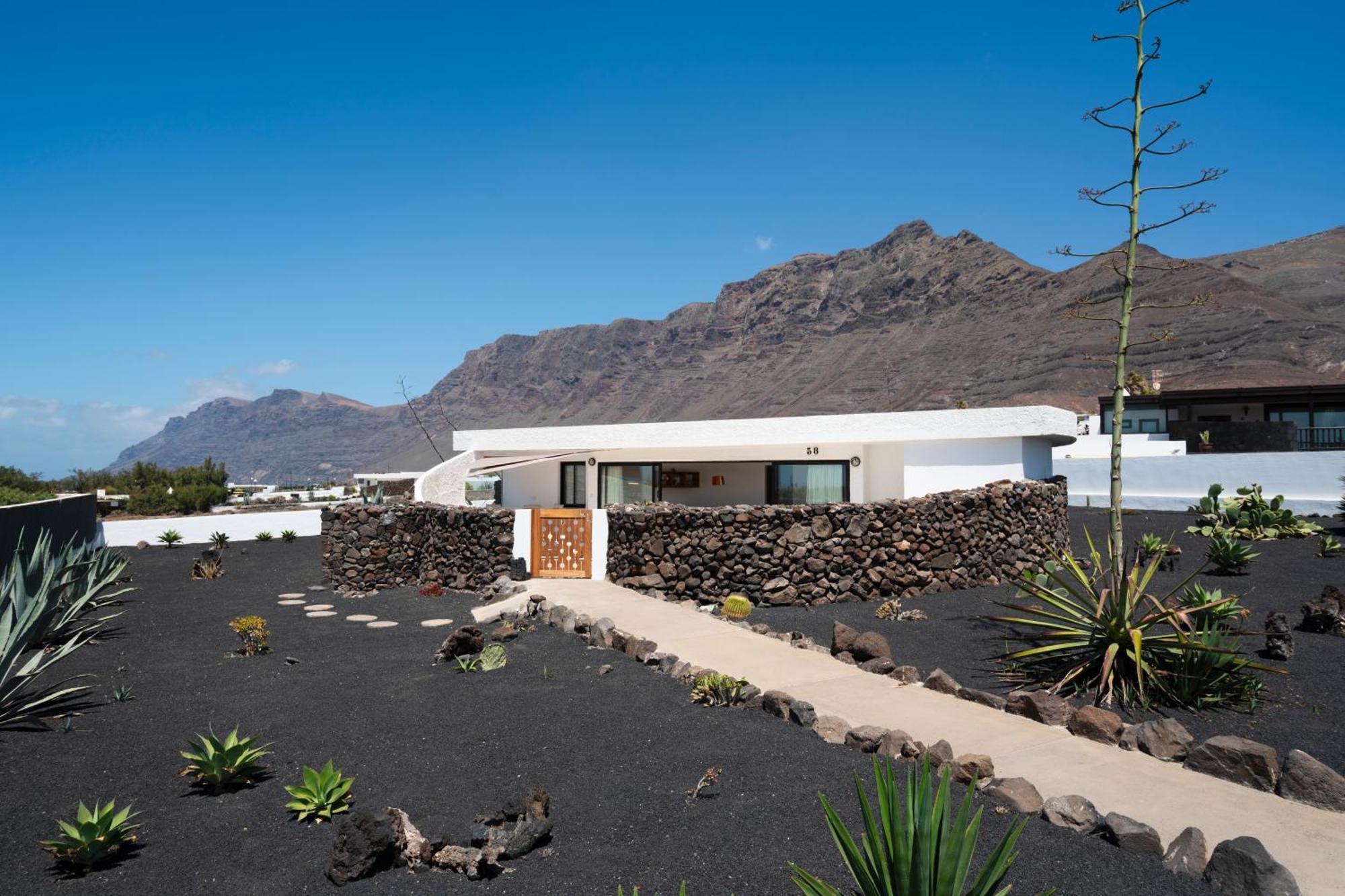 Lanzarote Famara Beach Bungalow Extérieur photo
